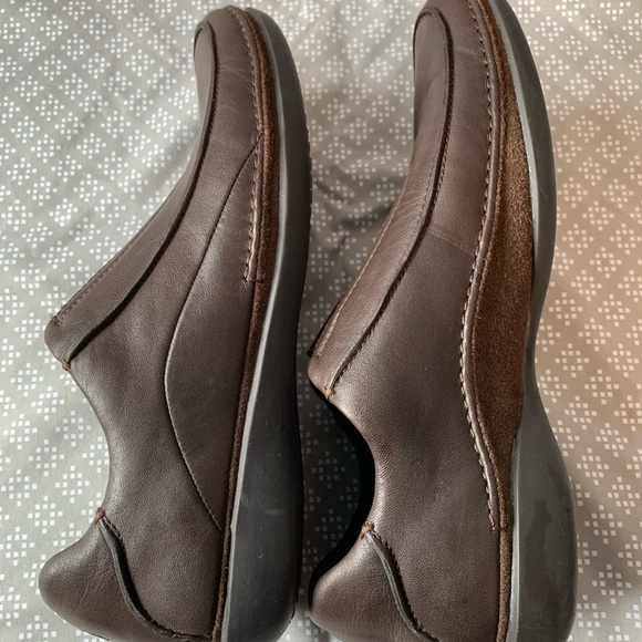 Rockport Womens Size 8M Slip On Loafers Brown Shoes Comfortable Casual - Picture 3 of 5